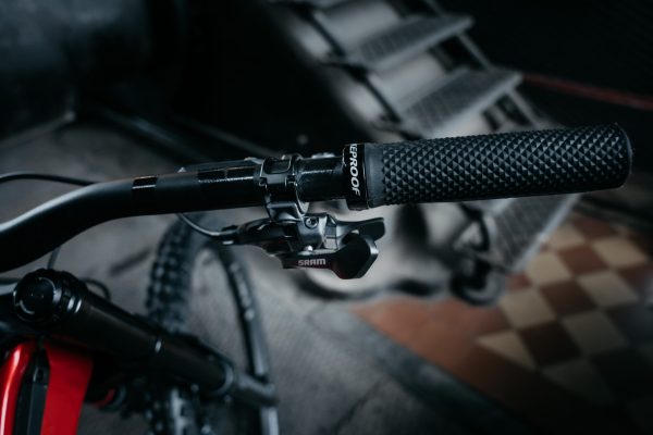 Nukeproof Dissent Carbon Pro
