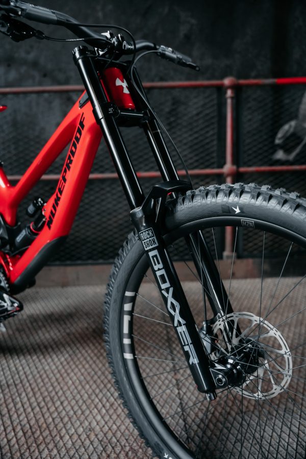 Nukeproof Dissent Carbon Pro