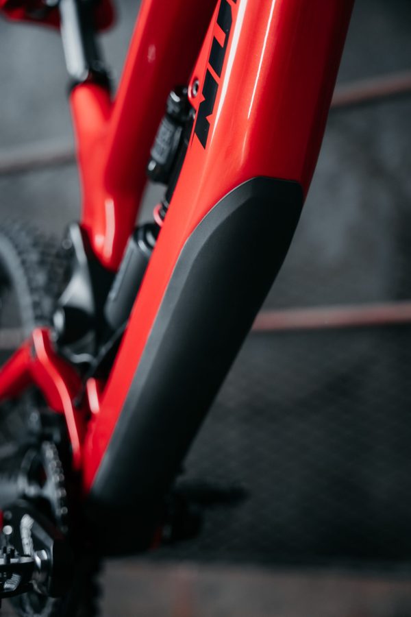 Nukeproof Dissent Carbon Pro