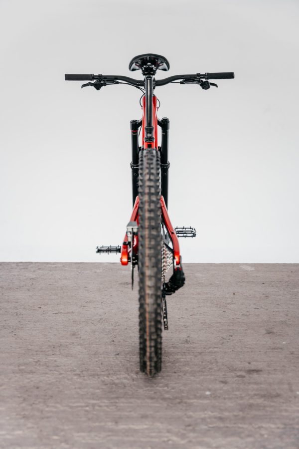 Nukeproof Giga Carbon Pro