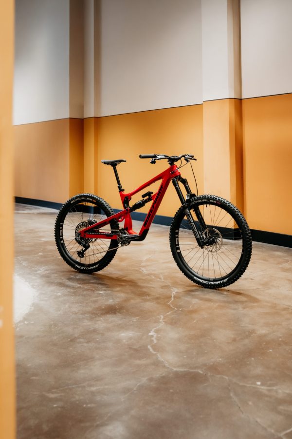 Nukeproof Mega Carbon Pro