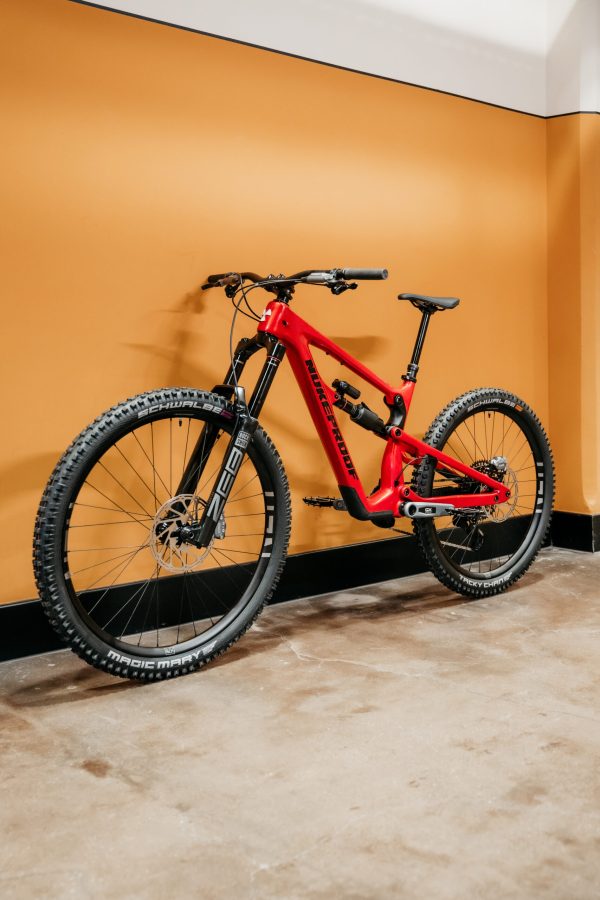 Nukeproof Mega Carbon Pro